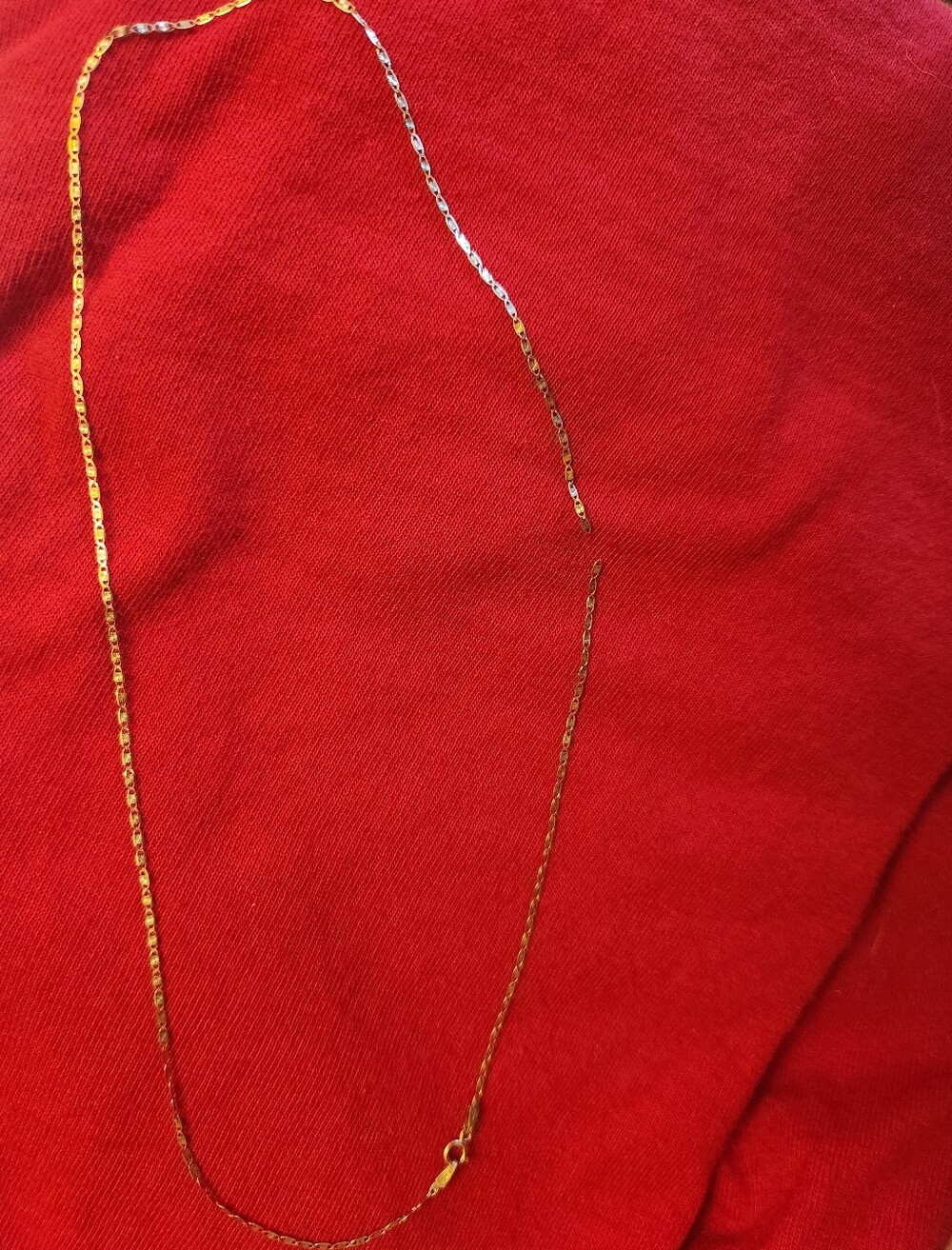 10 Karat Real Rose Gold Dainty 18" Chain *BROKEN* in one place! - Picture 2 of 13